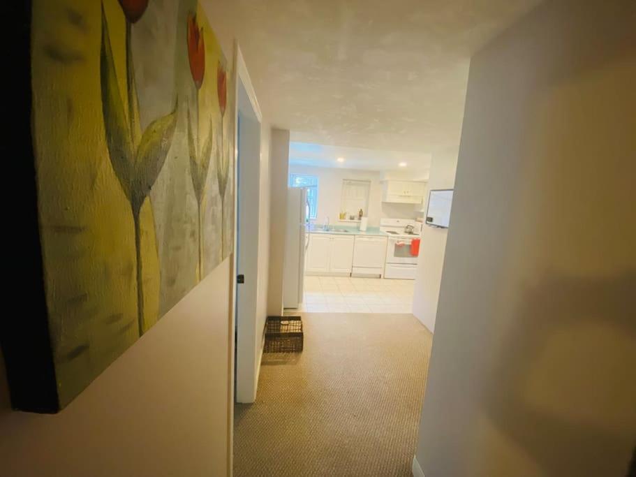 Artistic Apartment Near Downtown Victoria Zewnętrze zdjęcie